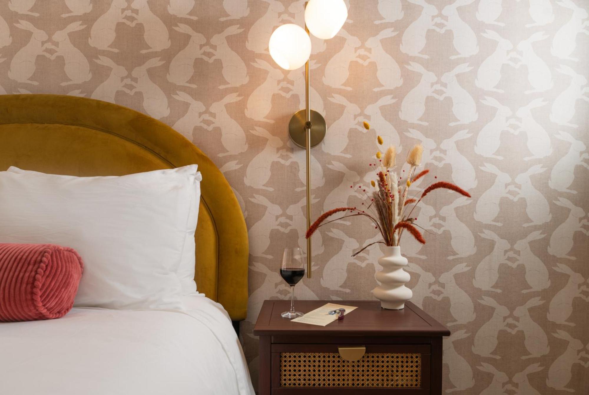 Petit Soleil - Bed, Breakfast And Bar Bed & Breakfast ซานหลุยส์ โอบิสโป ภายนอก รูปภาพ