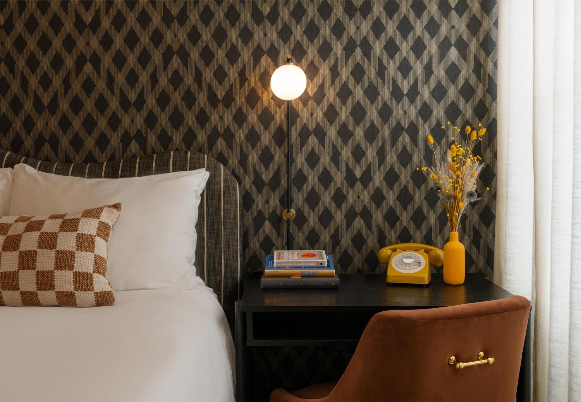 Petit Soleil - Bed, Breakfast And Bar Bed & Breakfast ซานหลุยส์ โอบิสโป ภายนอก รูปภาพ